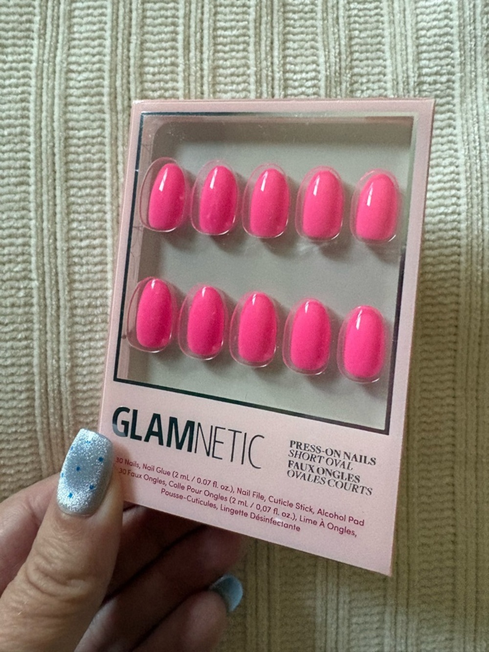 New GLAMNETIC Hot Pink Press-On Short Oval Nails - Picture 2 of 4